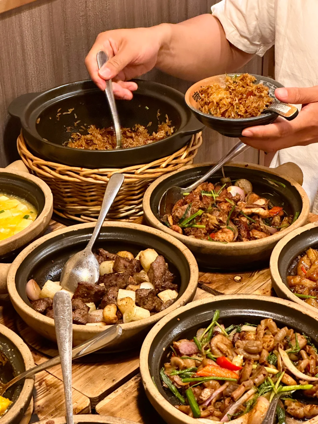 门外是北京！门内是老广！人均两位数的啫啫煲