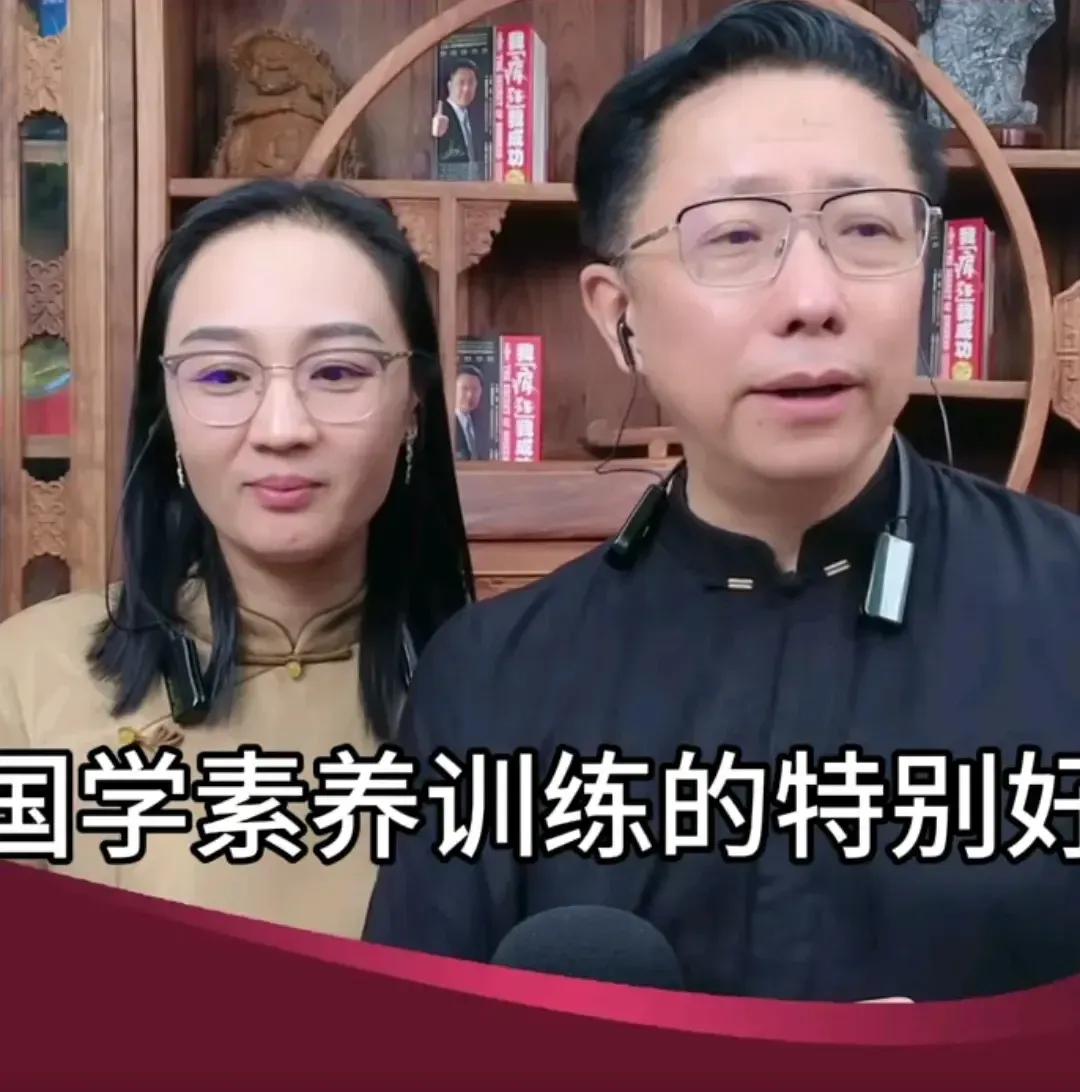 疯狂李阳现在进化成了疯子李阳！那一套神经病学习法不吃香了直接改“诈P”了，没想到
