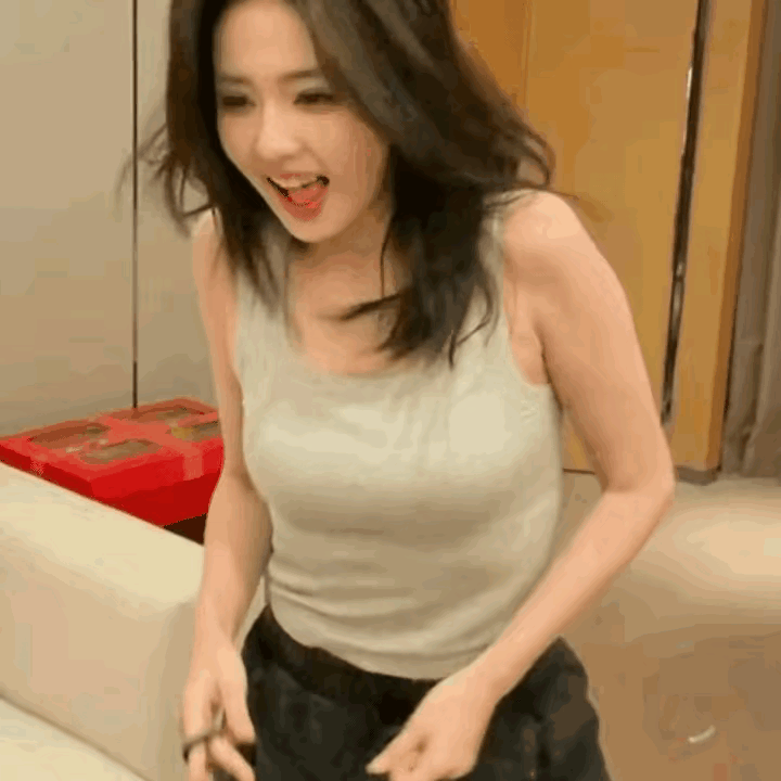 白鹿演了这么多角色，唯独不能演她自己
