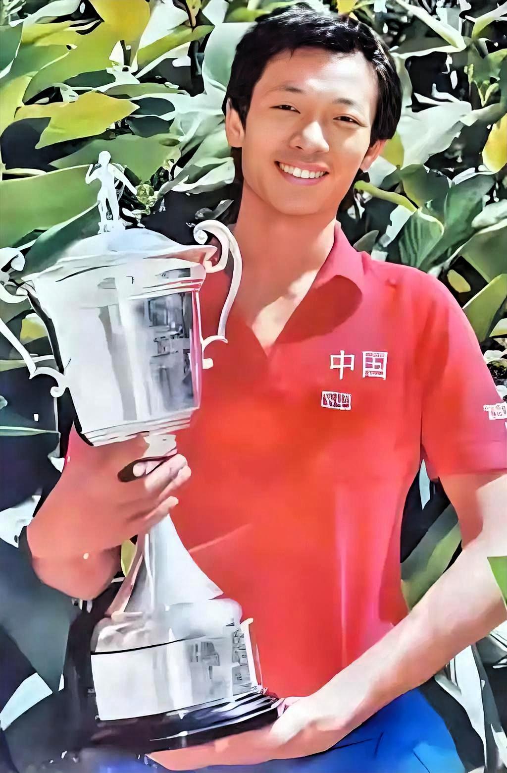 国乒名将退出国家队后的十大出路：有人升官，有人发财，也有人走上犯罪道路

1、出