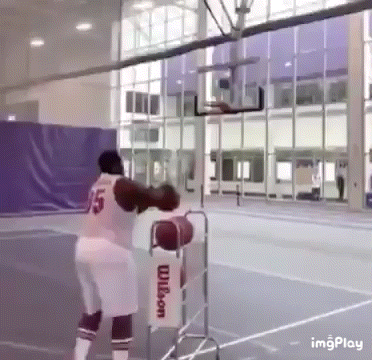 只会防守的垃圾，即使是DPOY也不能要