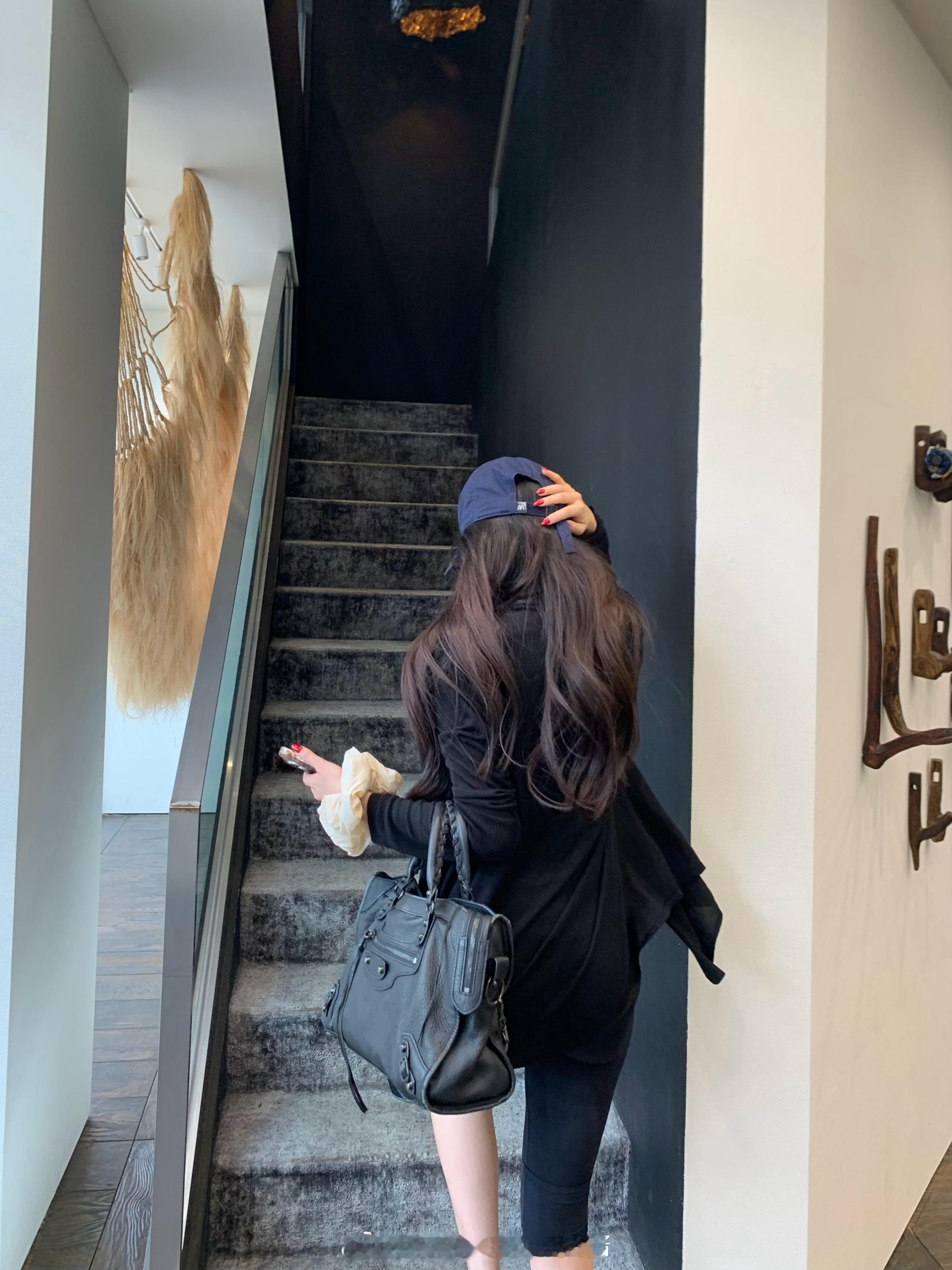 capri裤！女人中的女人 💅时尚果然是个轮回所有人！此刻！来感受卡普里裤的魅