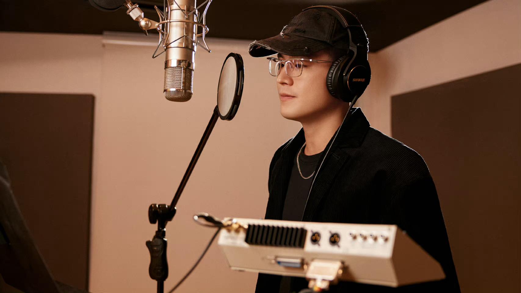 #欧豪快来支援那英# 就要欧豪就要欧豪！！他好歹是个神（bushi，好歹是快男亚