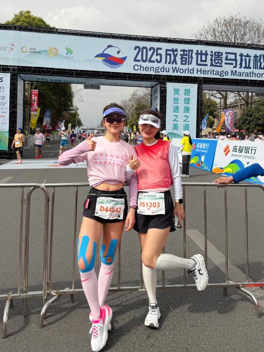 艰难完赛！终于拿下属于我的半马奖牌！
