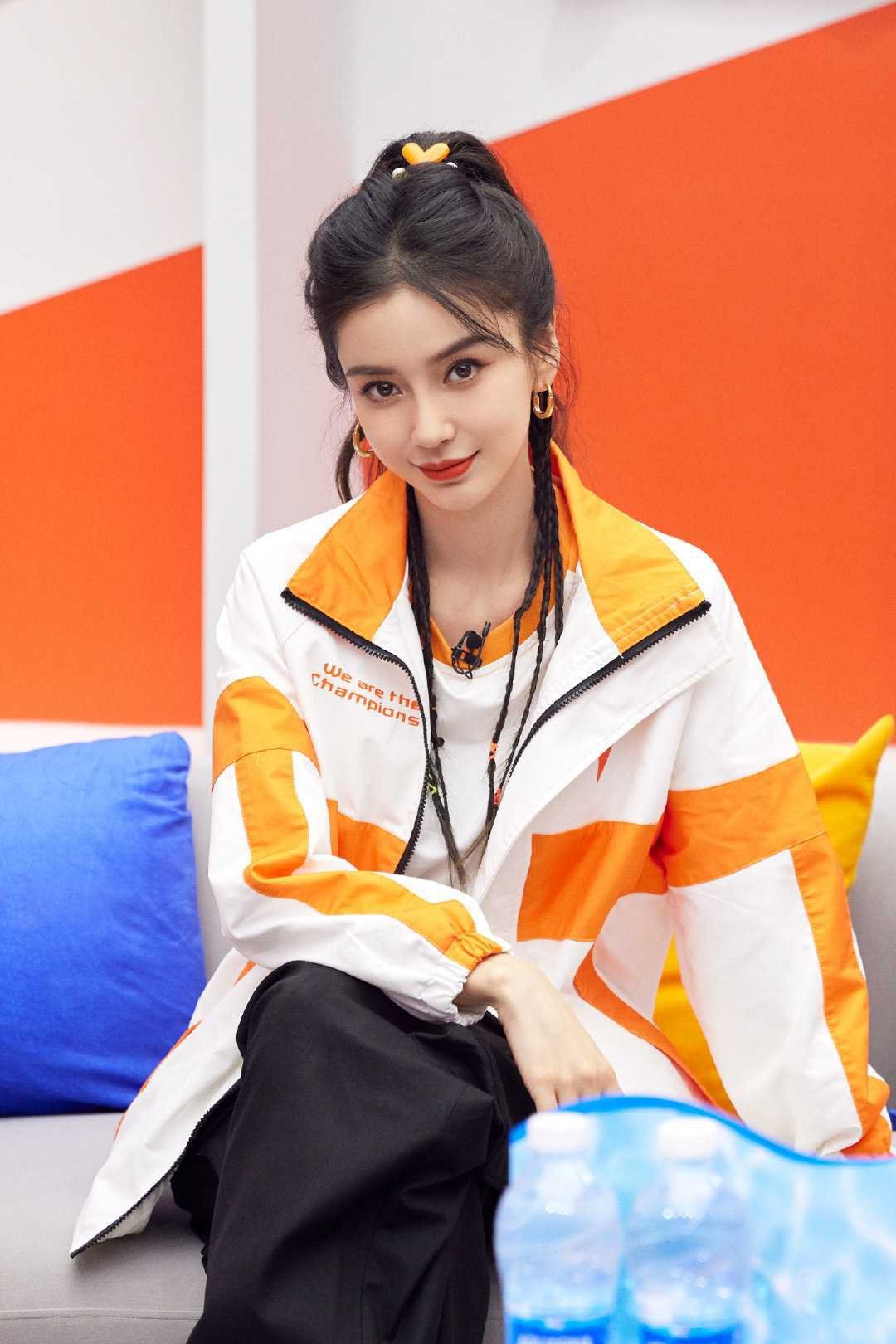 angelababy angelababy 与你相遇，是时光赠予我最珍贵的礼物，