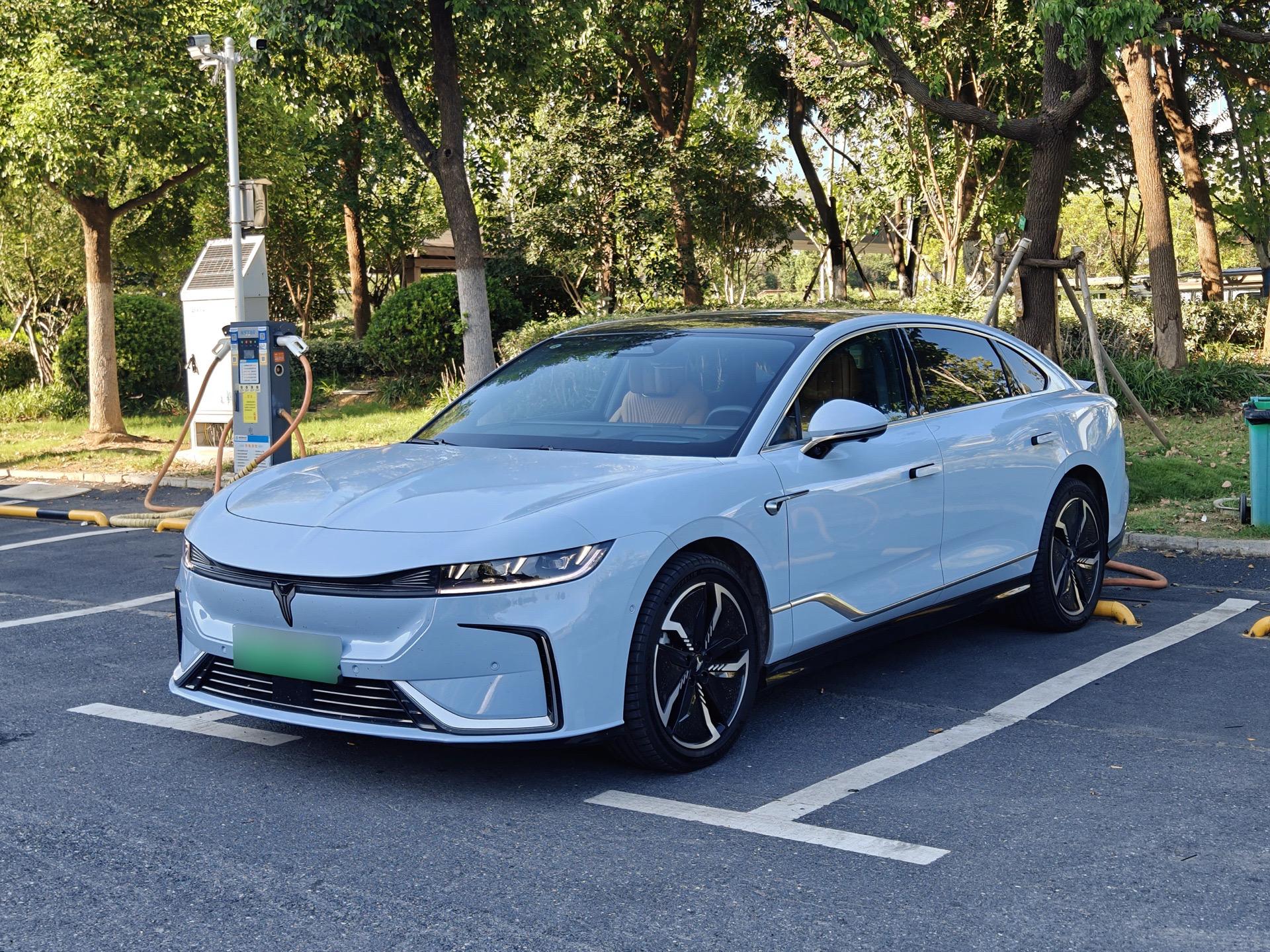 岚图追光长续航上海到成都路试总结。这次咱们开的算比较磨蹭的，全程202...