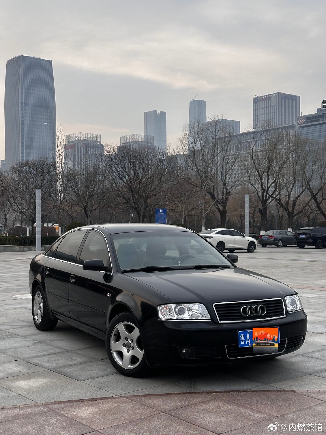 帮朋友出售一台A6 C51.8T手动 2007年上牌 末代C5一手车 实表10万