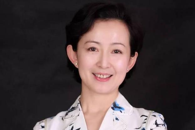 演员刘红梅去世惊悉中戏教授、演员刘红梅于2026年5月29日清晨因病离世，享年6