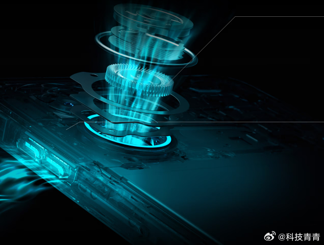 看到了OPPO K15 Pro的真机照，感觉设计还挺酷，背部采用了很酷炫的设计路