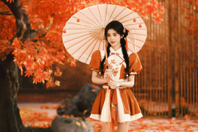 #鞠婧祎cos公孙离# 这热搜好像搞错了什么[允悲]小鞠是王者荣耀品牌大使[老师