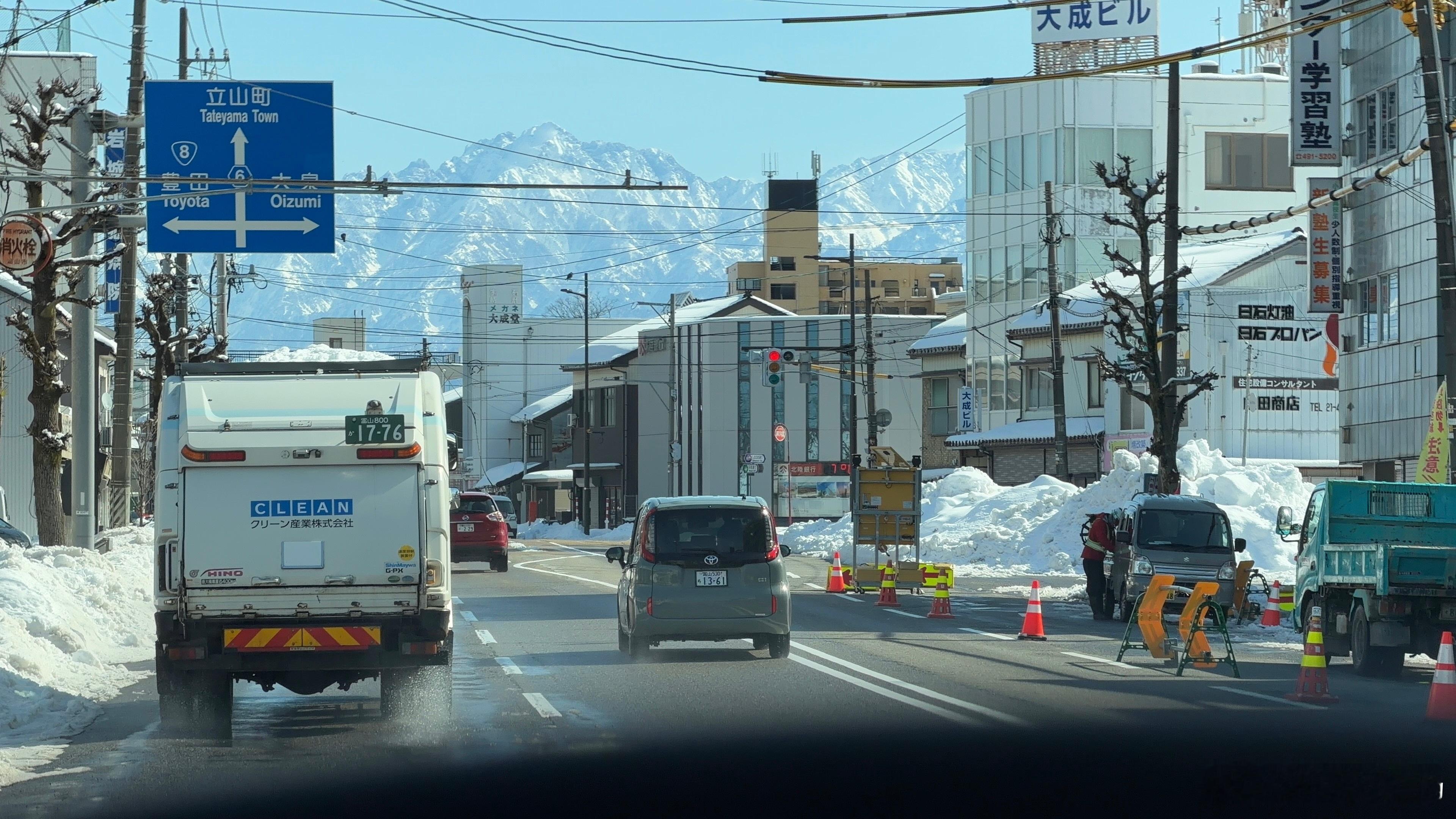 在日子逛了一周多了，有一点挺佩服，大街上99%都是本土品牌的国产车，丰田铃木本田