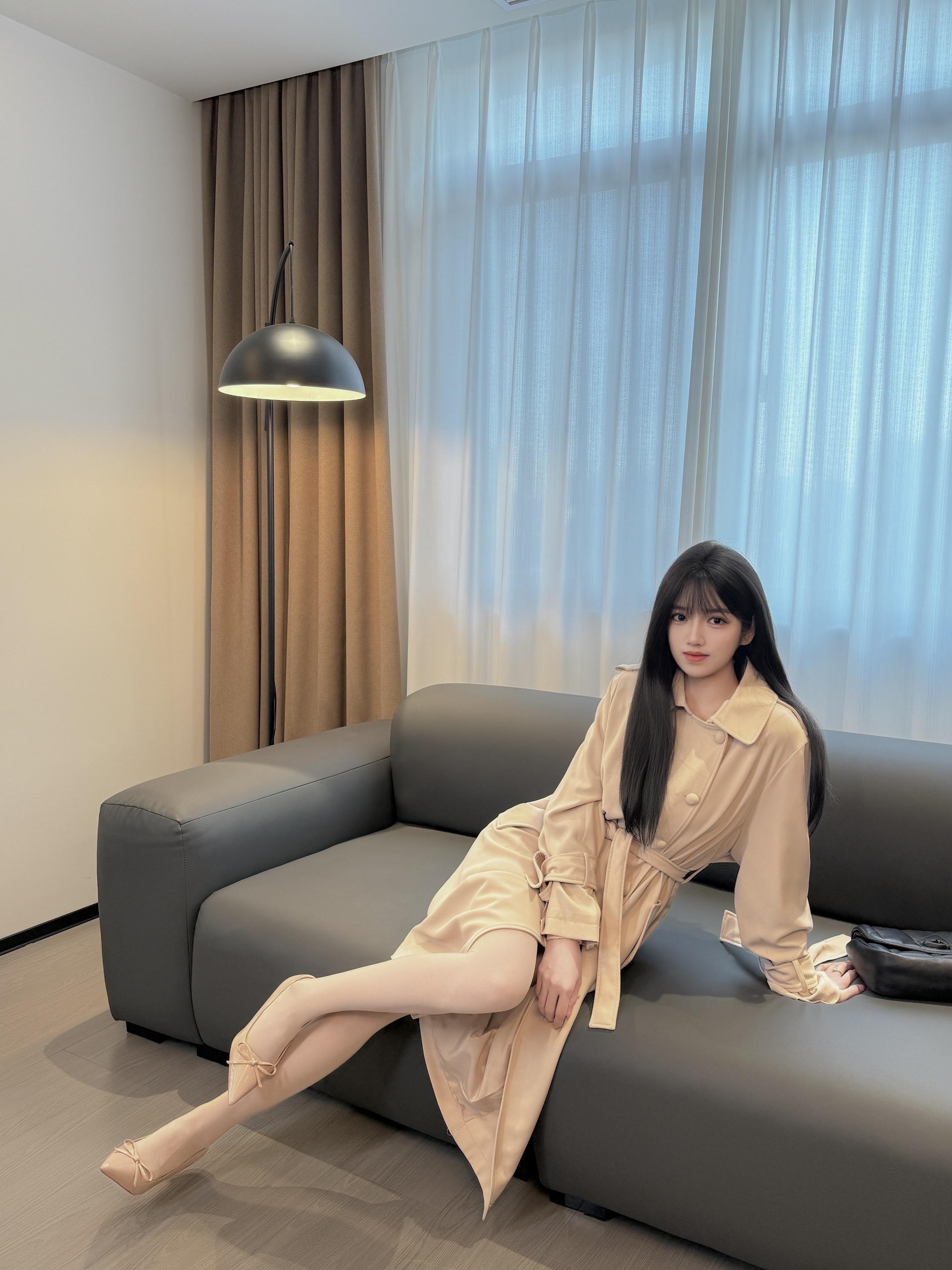 风衣➕高跟鞋  秋冬才是我的主场。