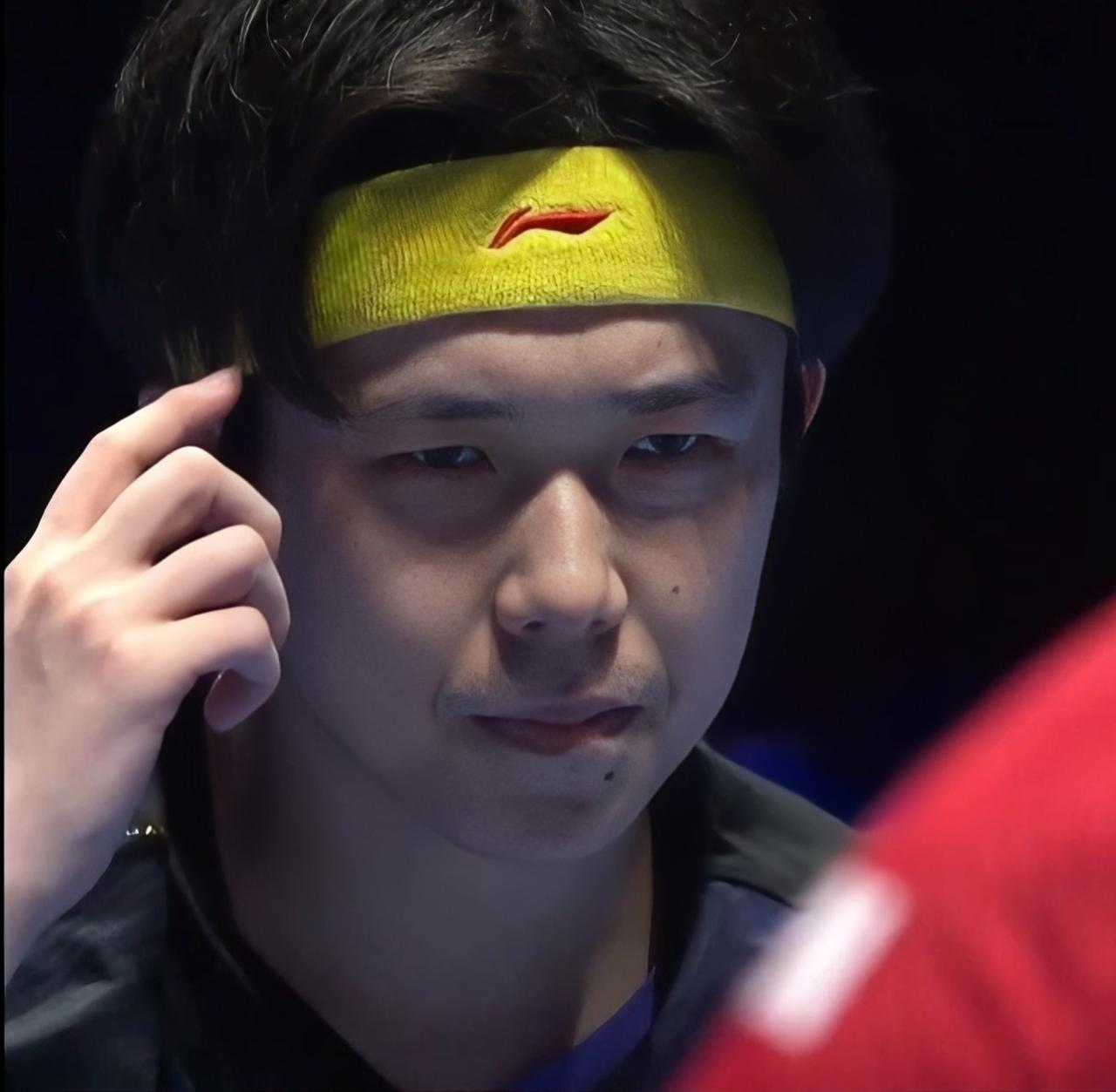 王楚钦2:7落后，
11:9逆转获胜，
这一局赢下，
王楚钦今天稳了！
首局他太