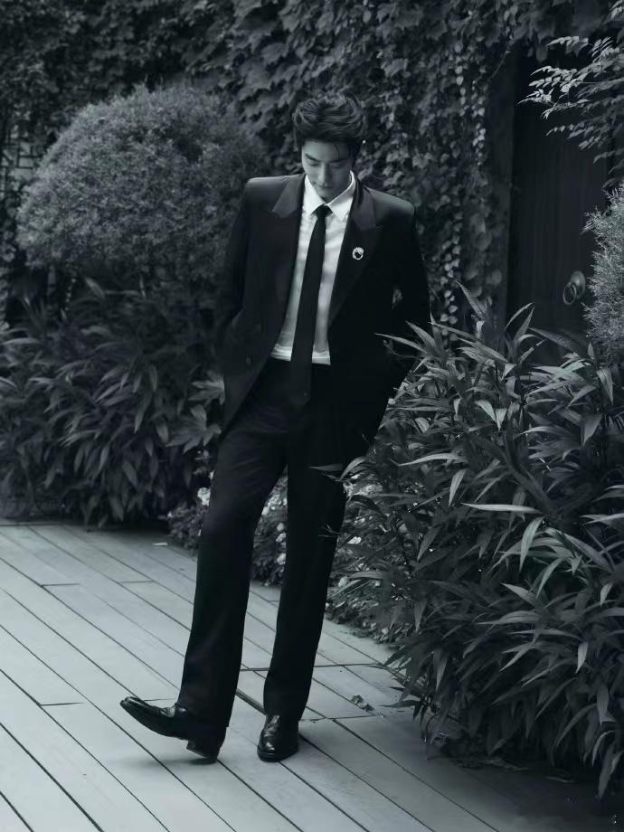 肖战的体面肖战反馈肖战的体面，肖战反馈，咱就说谁能拒绝一个在台下永远给出最真挚反