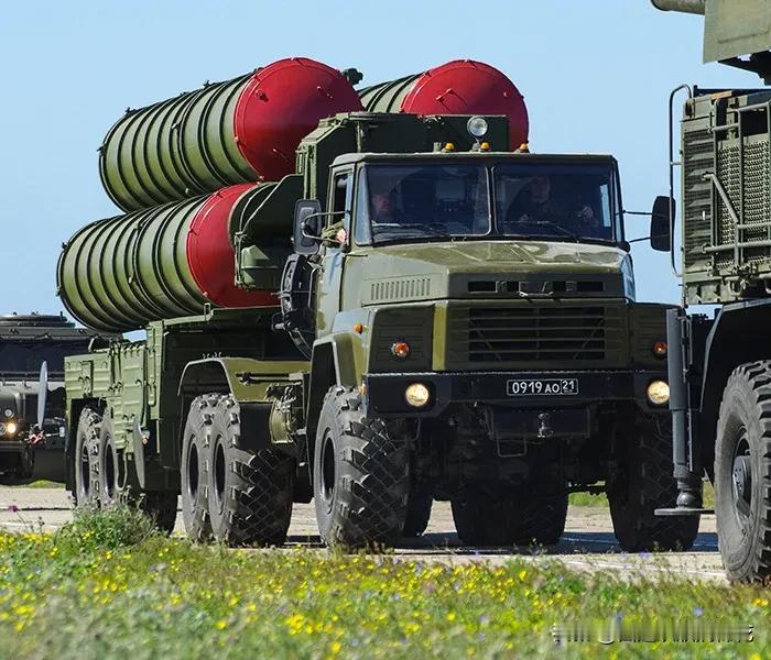 俄罗斯专家终于发现了，委内瑞拉防空指挥中心，防空导弹阵地，以及远程预警雷达之间的