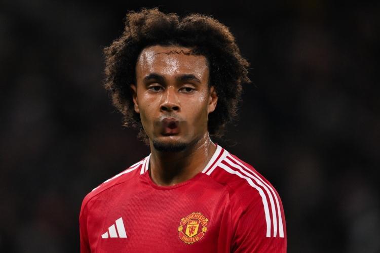 罗体：罗马希望租借加有条件买断齐尔克泽，曼联想拖到1月中下旬据《罗马体育报》报道