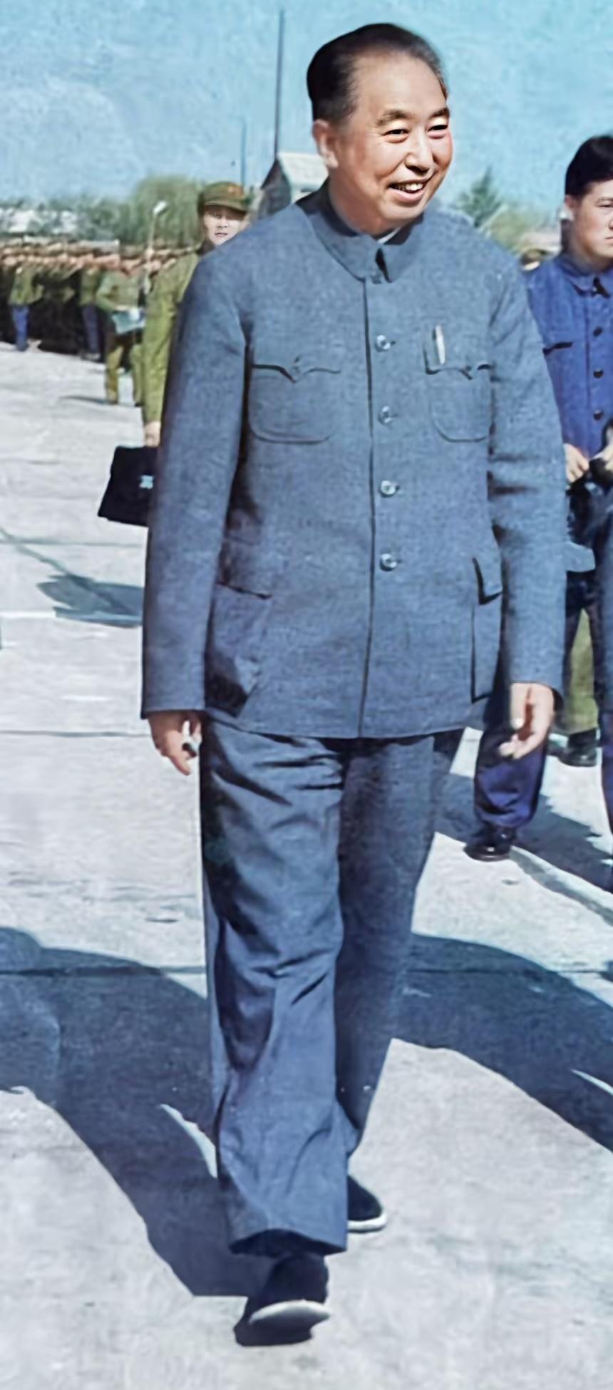 ＃红色文化＃
伟人风采欣赏：