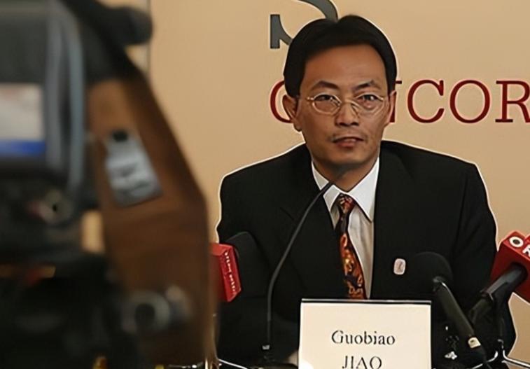 主张将中国分成7块，还愿替美国去死！谁能想到，这话竟出自北大教授焦国标，如今下场