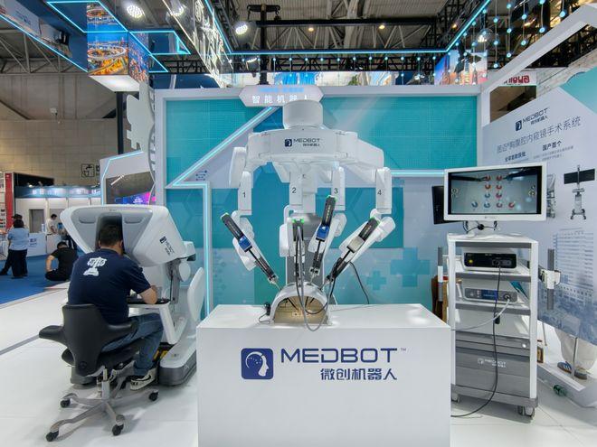 第九届中国-亚欧博览会在乌鲁木齐圆满落幕，3000余家海内外企业参展、80余场经