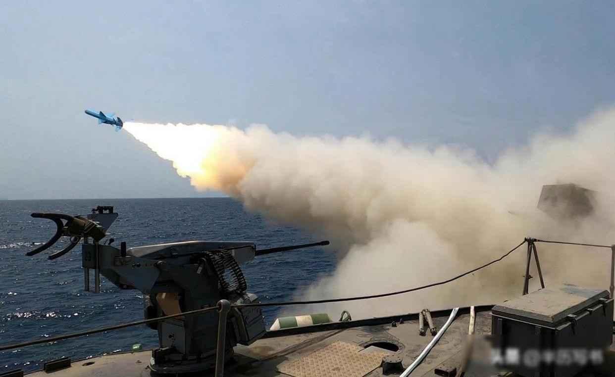 春节照常过，美军悄悄动，古巴油罐车停了

2026年春节那几天，国内朋友圈里都是