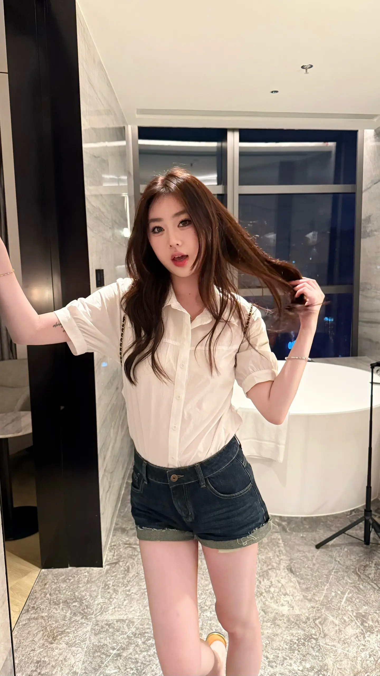 五一快乐姐妹们
