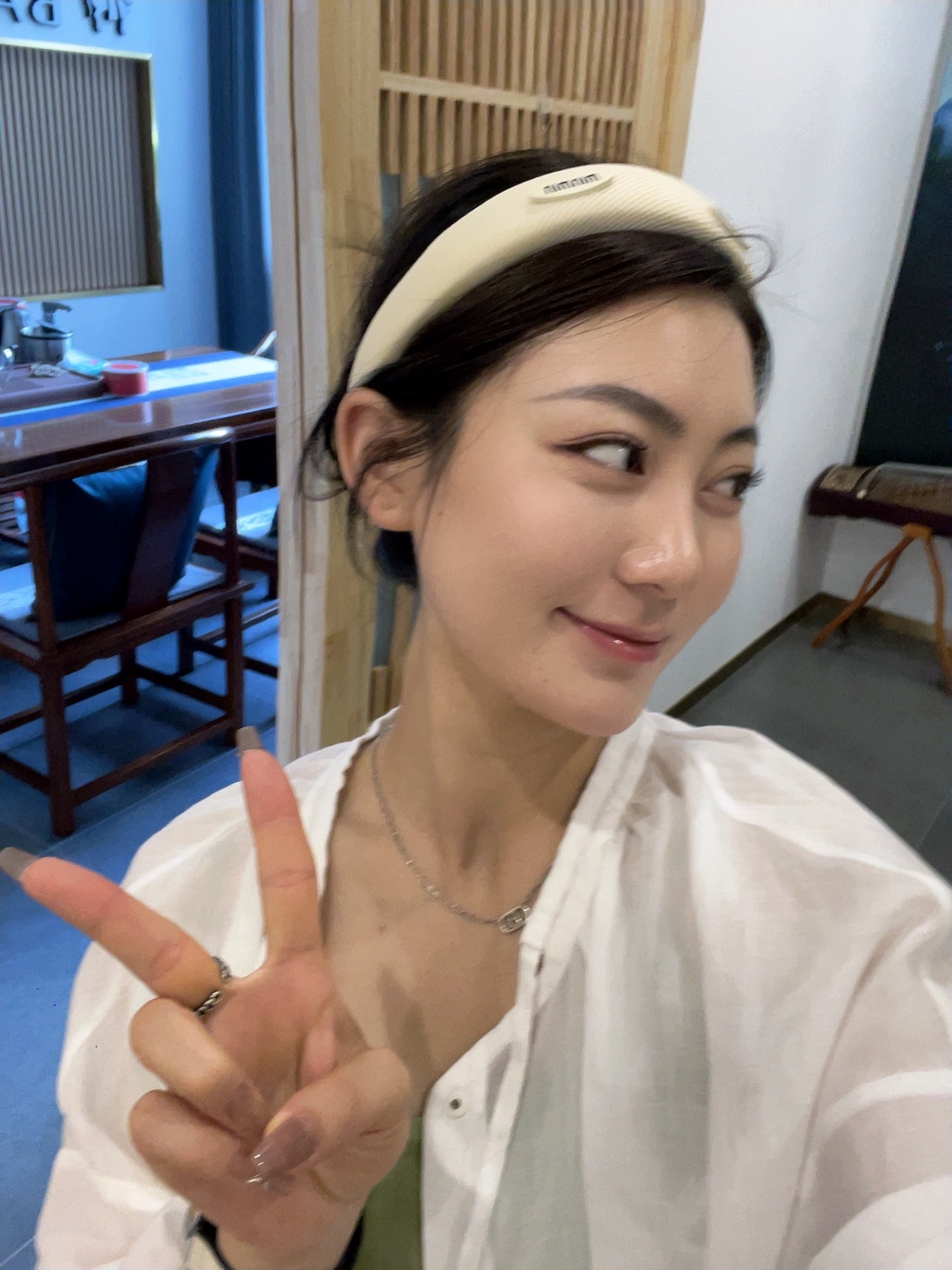 如果再有机会遇见的话，我会勇敢的叫住你。  ​​​