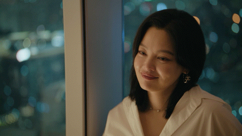 辛芷蕾新剧19集41分46秒 这段酒店戏看得我泪崩了😭辛芷蕾将唐盈盈从冷静克制