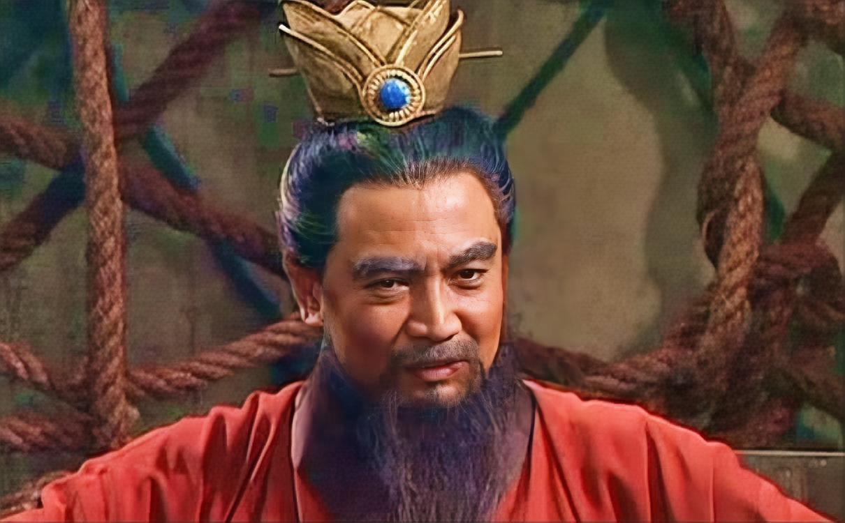 建安十七年，孙权袭杀关羽拿下荆州之后，上书劝进，劝曹操干脆取代汉室自己称帝，曹操