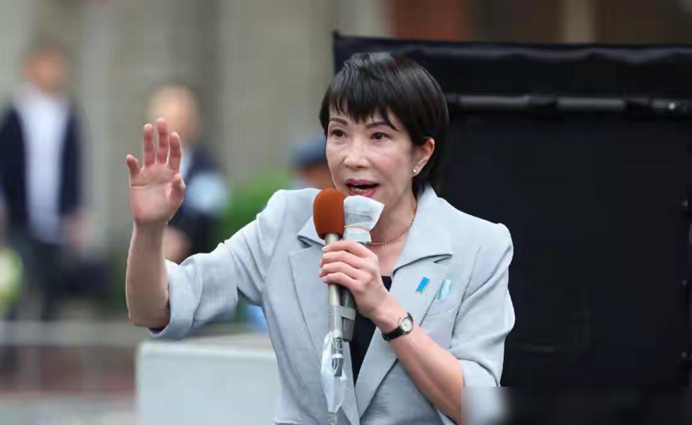 日本政府怕了！
​
关键时刻朝鲜又来了！
​
中俄联合巡航让日本政府感到害怕，这