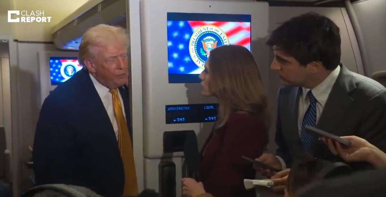 空军一号上，记者问：
2016年您在共和党全国代表大会上的演讲，当时您批评了政权