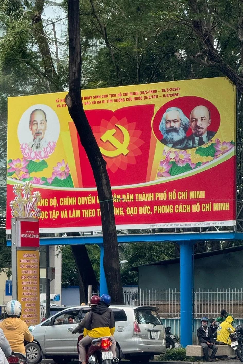越南西贡的街头，这一幅画非常醒目