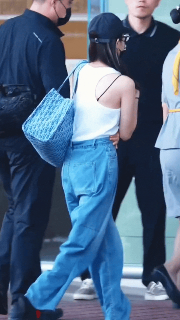 迪丽热巴好性感呀，她真的越来越有女人味了！