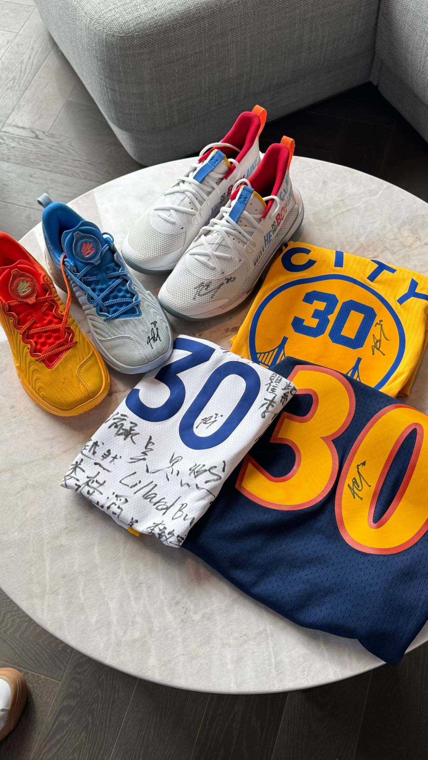 2/58（30✗32 全球限量58双 Famous-Los联名），第一双的其中一