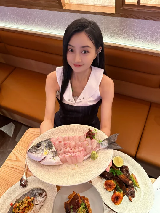 广州也有高级韩餐了🥢但出国就吃不到了😭