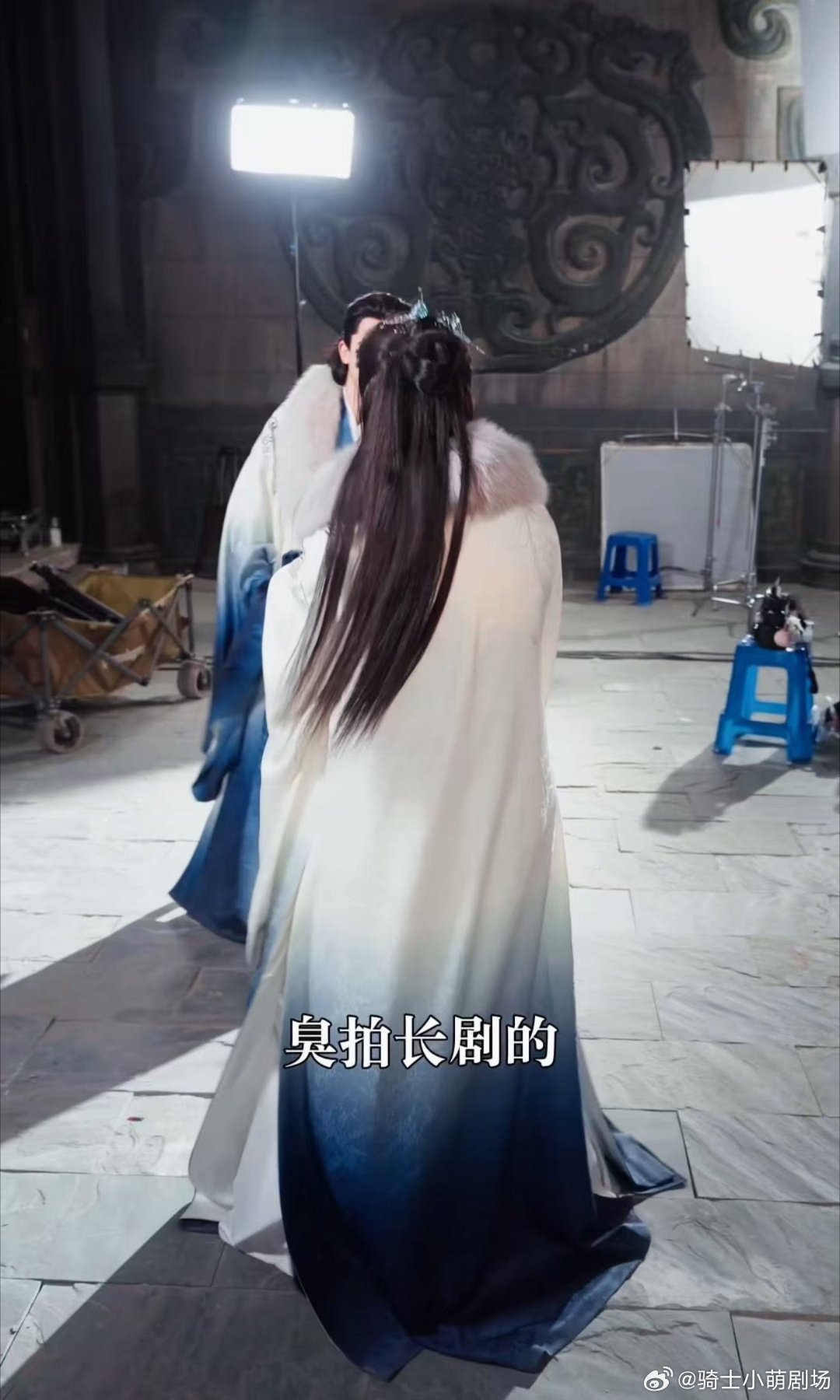 长剧短剧因服装抄袭打起来了短短剧情信息量爆棚，直击抄袭与制作乱象，真实又敢说的内