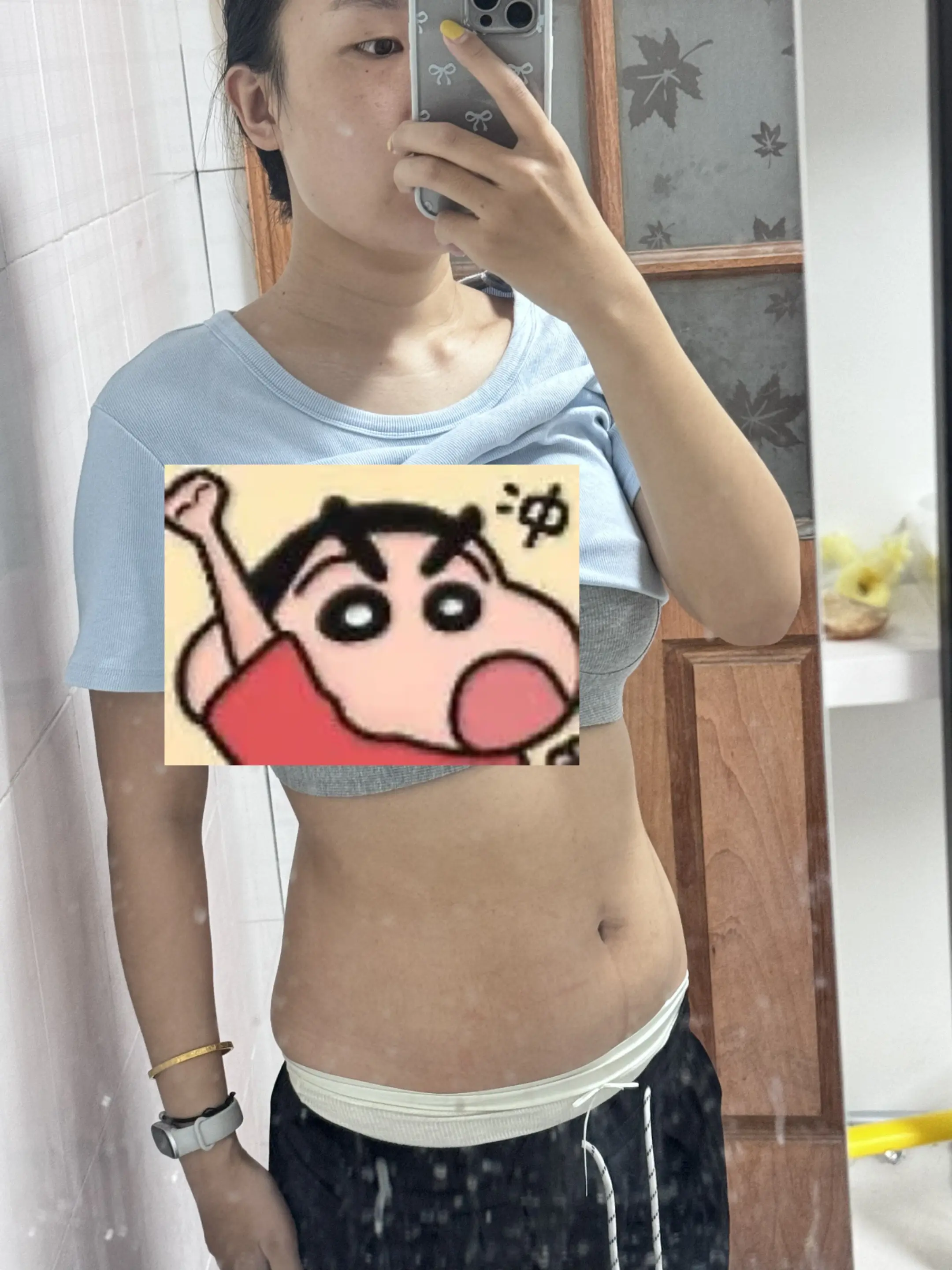 一顿没少吃，全靠转呼啦圈，看着有效果没