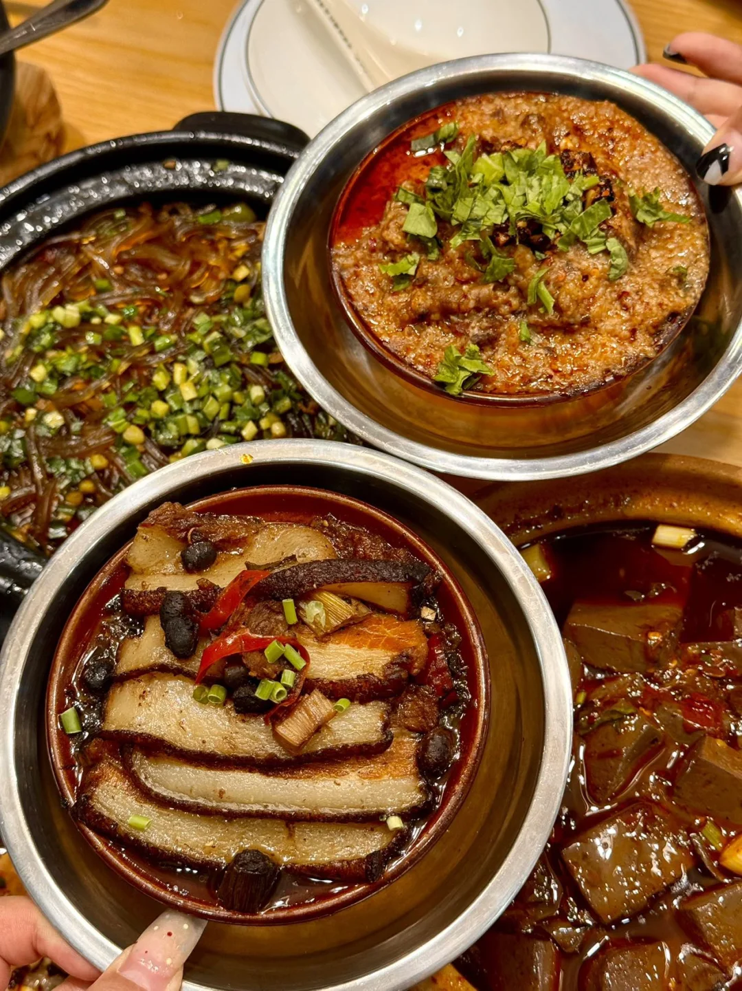 德阳地道砂锅！！太下饭啦！！