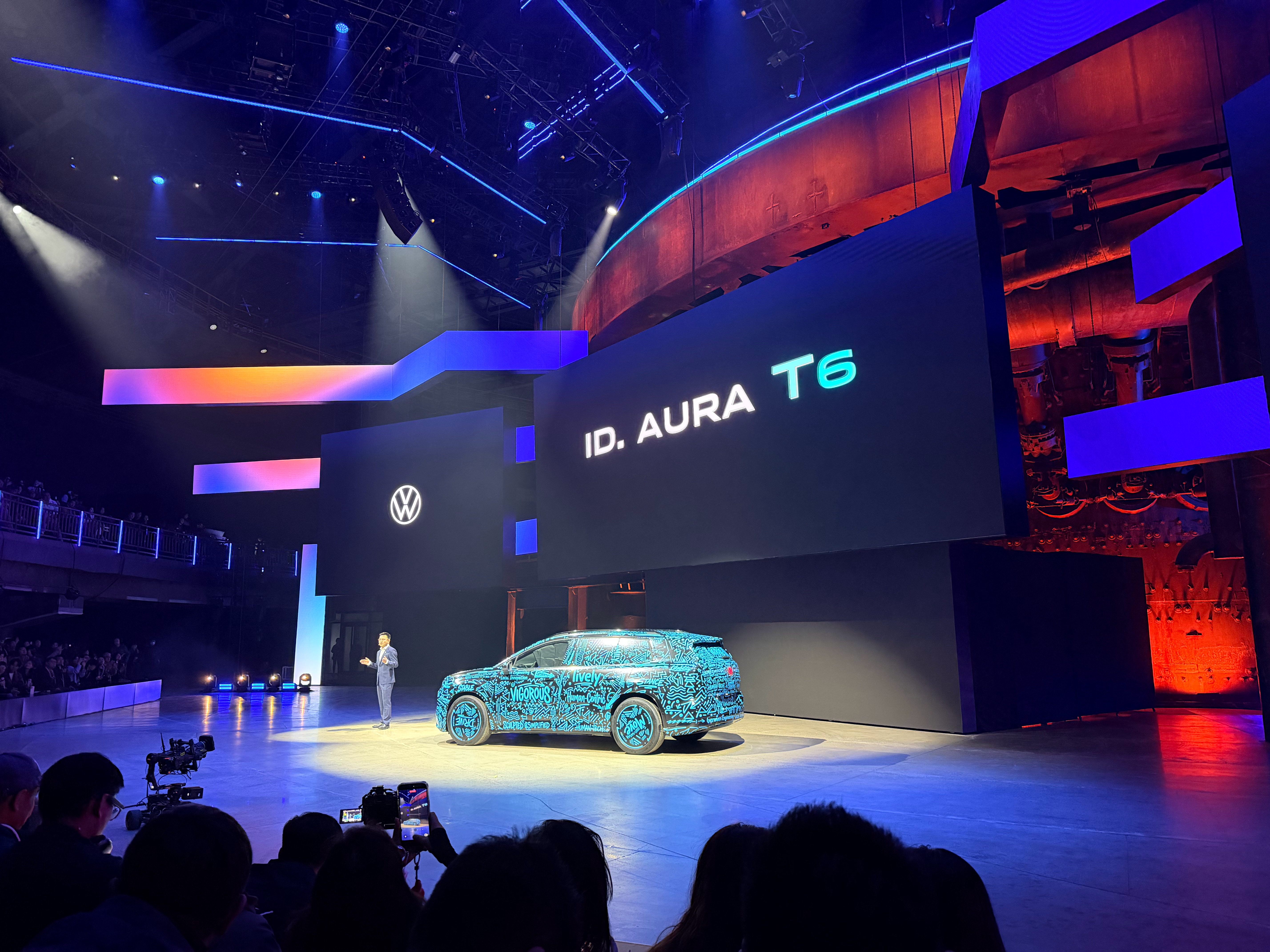 有点意思，在大众内部，有多家智驾供应商在同场竞技，今天在大众之夜亮相的：大众安徽