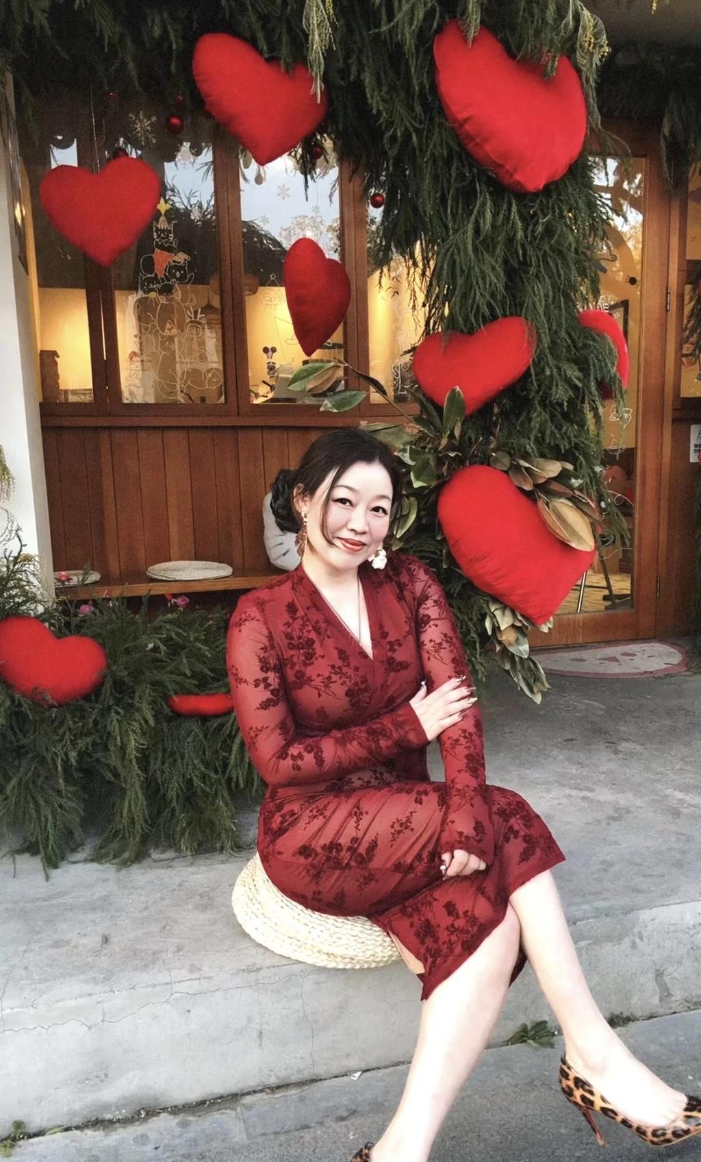 姐姐的大红裙子怎么样？