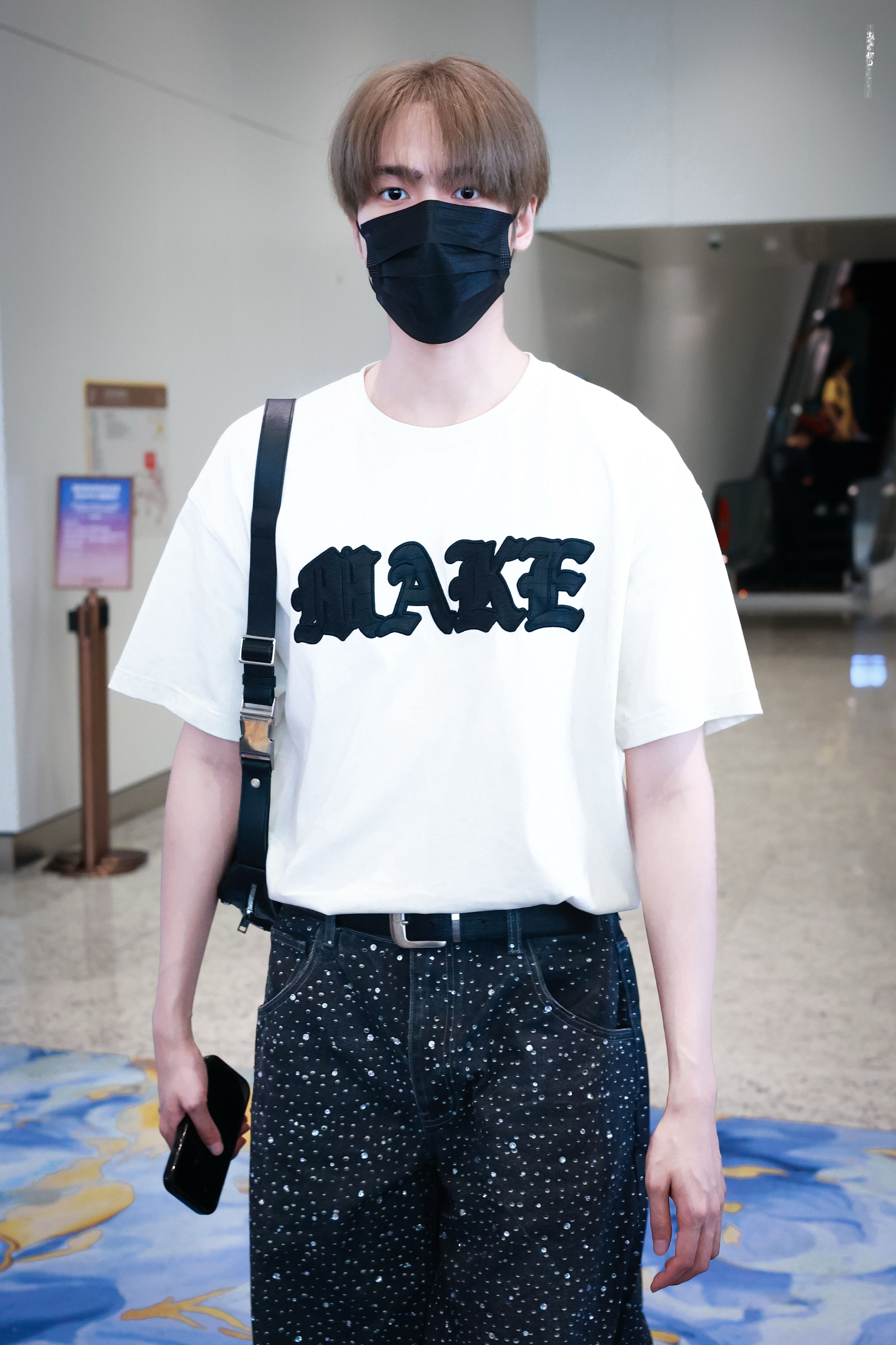 江信熹loong9 全新专辑破 📝𝟐𝟎𝟐𝟔𝟎𝟕𝟏𝟑 CAN ?