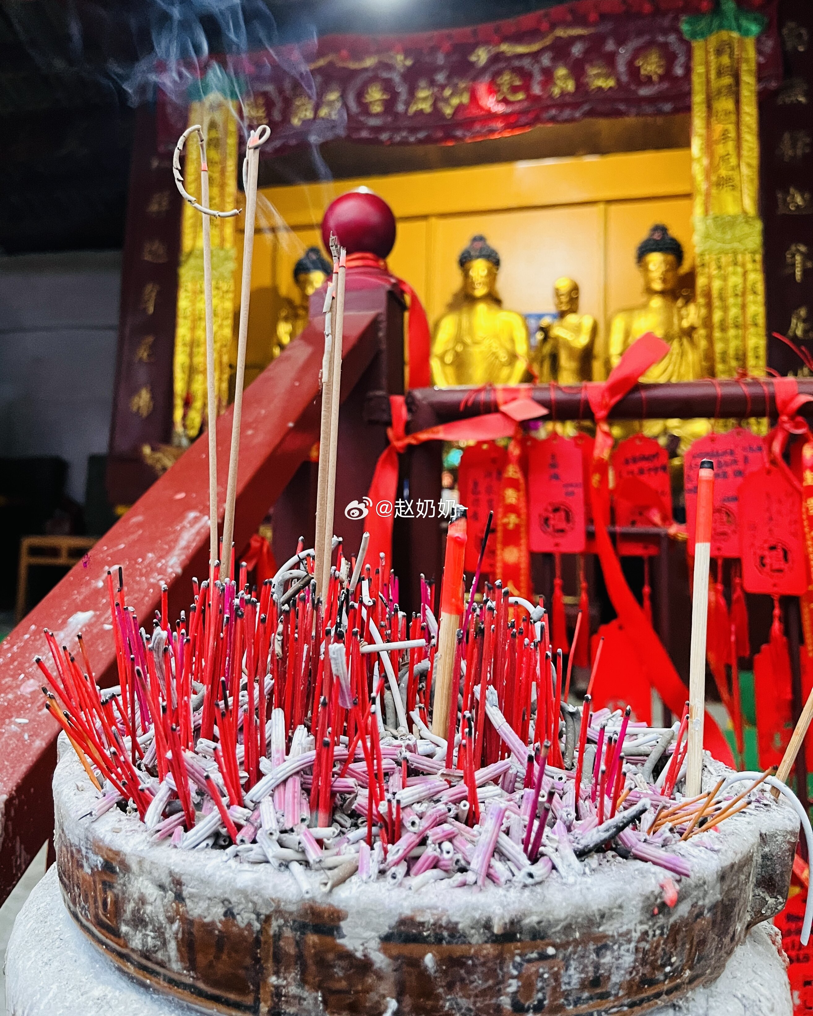 奶奶帮大家祈福 承诸佛护佑，岁月无恙，万事胜意。 