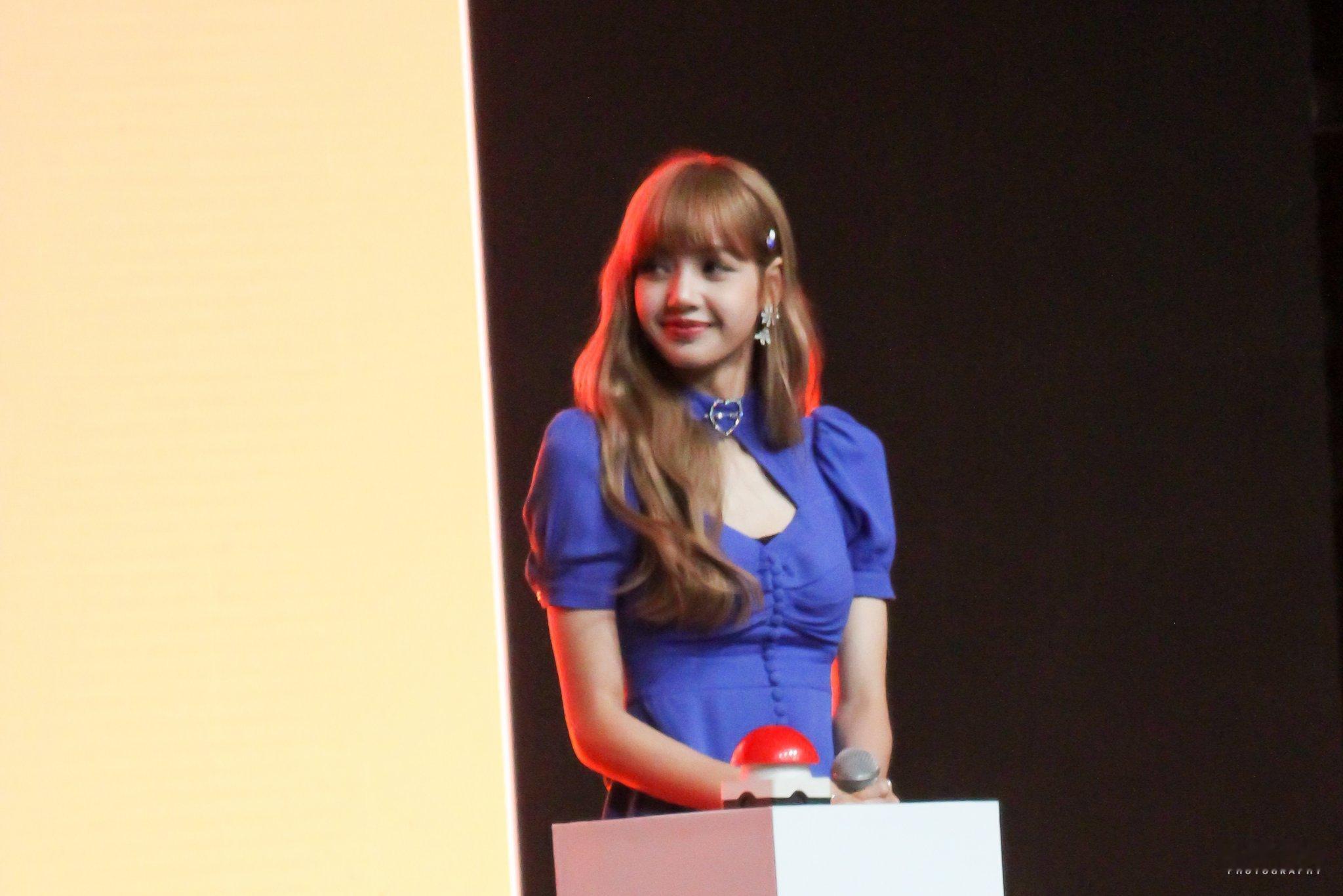 LISA💙LISA亚女一【那年今日】180809 雅加达SHOPEE活动LAL
