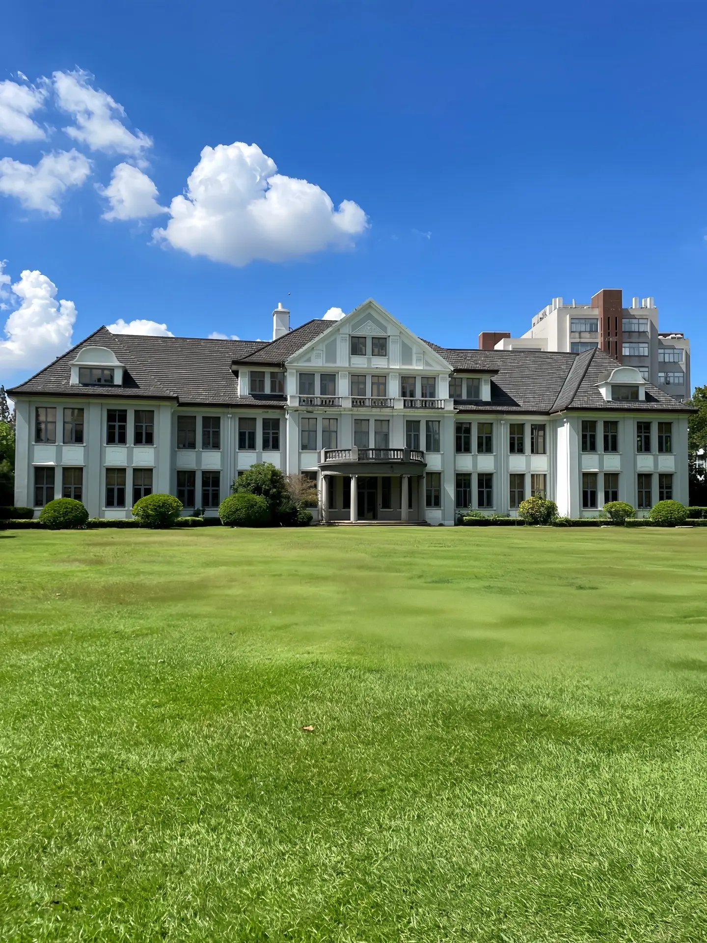 “每一所都是看一眼就会沦陷的程度”