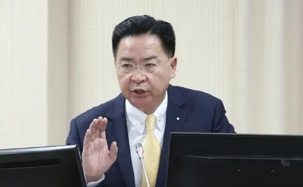 【危地马拉对中国大陆释放善意，民进党吴钊燮跳脚酸称，“立场始终一致”】
自从瑙鲁