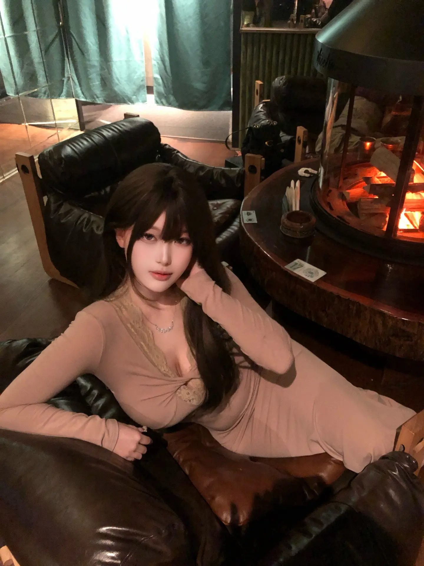 世界上最不缺的就是男人 你再多说一句我不爱听的话 就给我从哪来滚哪去