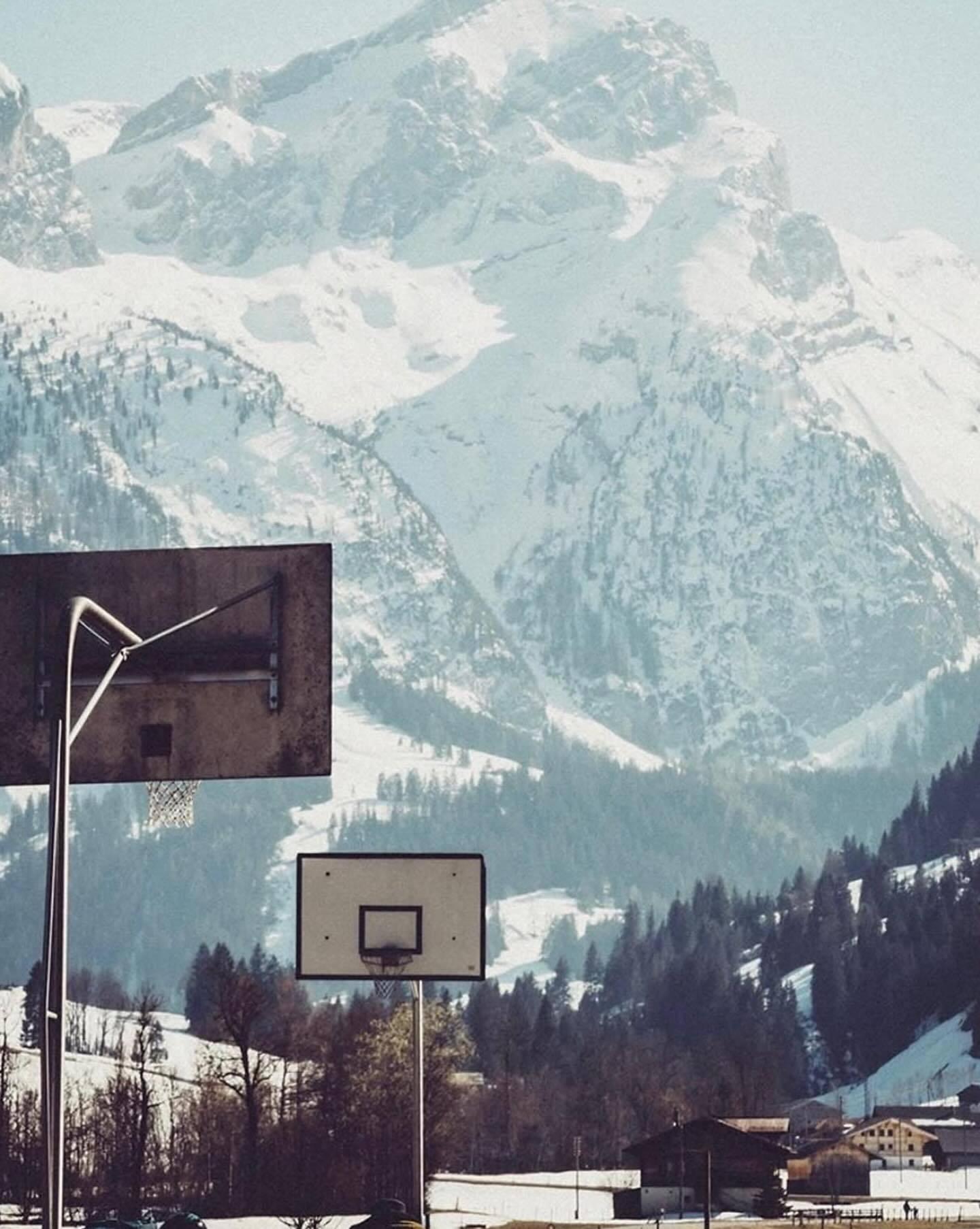 为了想要的生活，为了热闹的世界，为了今天的风和月，努力奋斗吧。早安！早安心语