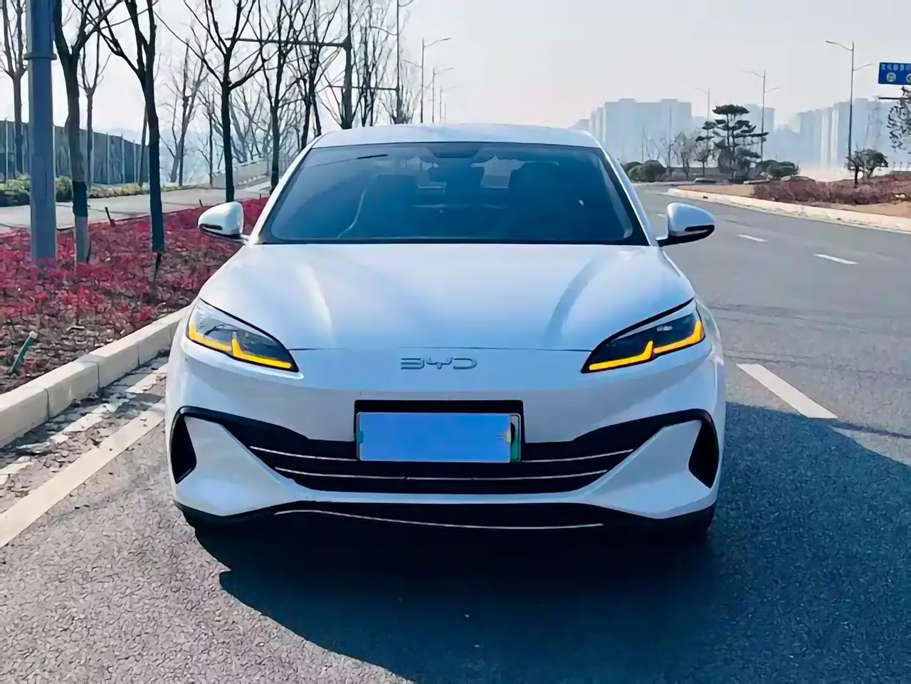 到底该花多少钱买二手海豹06DM-i？✍️
最近海豹06DM-i这波新车消息确实