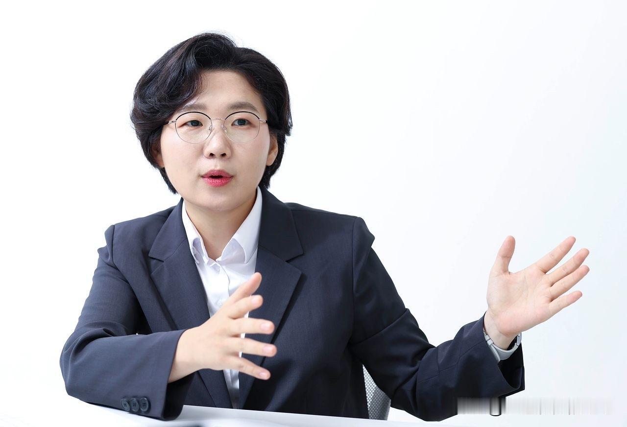 政坛炸场！36岁新人硬刚韩民主党：沉迷内斗脱离民生，彻底丢掉青年民心

韩国民主