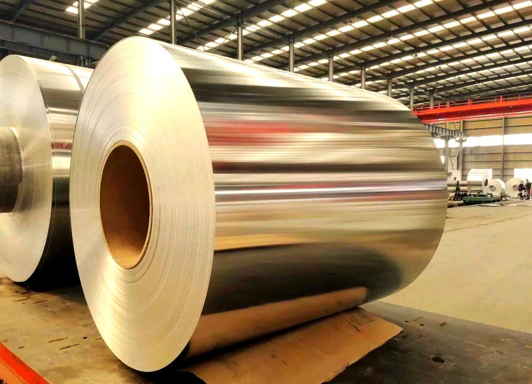 我算了下，每100GWh储能电池电解铝消耗16万吨，其中，铝箔3万吨、3万吨铝壳