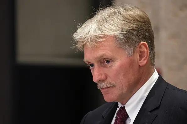 近日，俄乌对美表态态度迥异。俄罗斯总统新闻秘书佩斯科夫称与美就乌问题对话“必要且